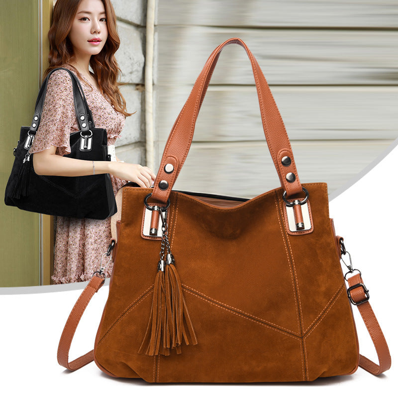 Women's Retro Suede Shoulder Bag with Fringe and Zipper Closure