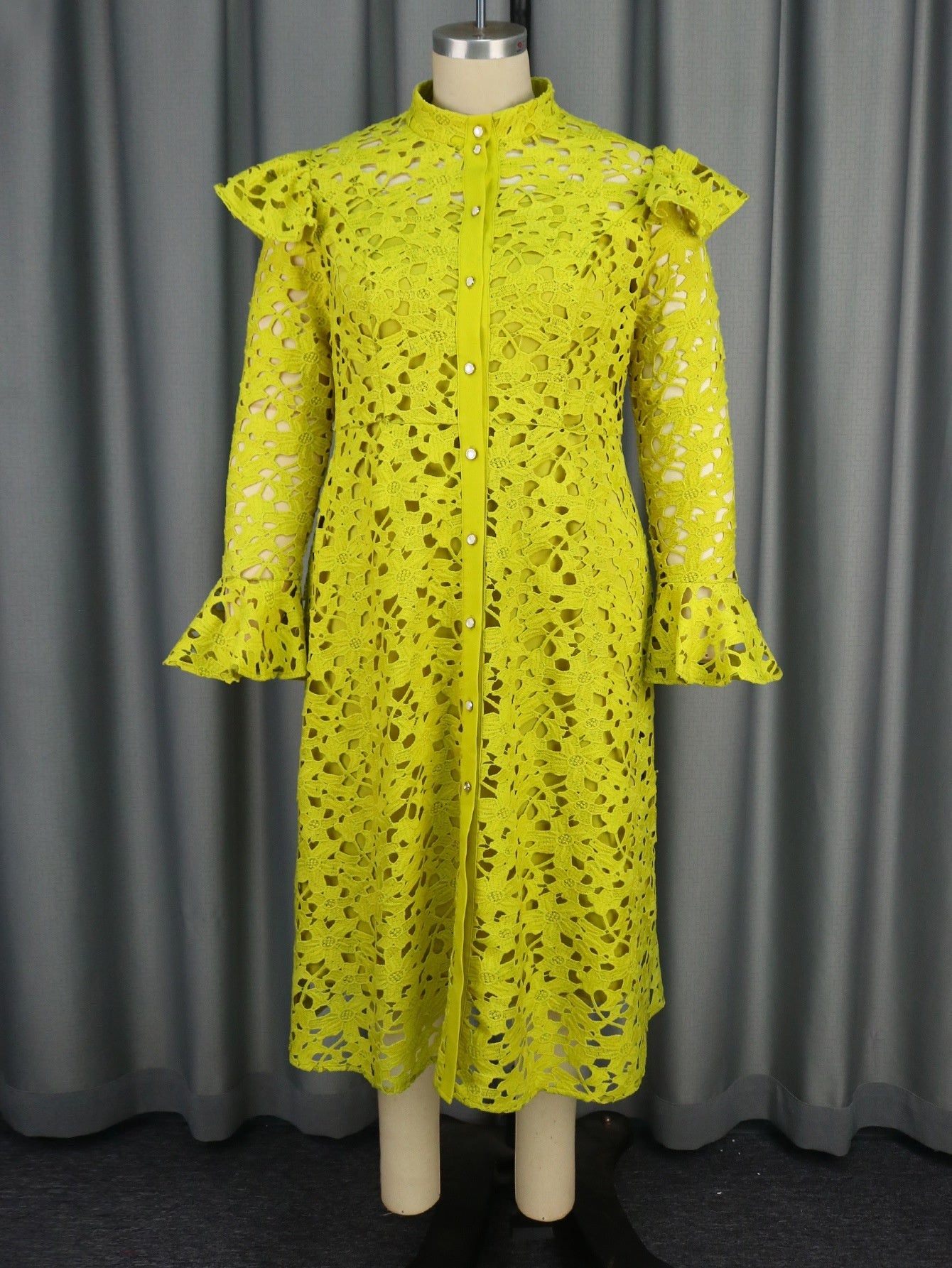 Robe Cardigan Dentelle Col Montant