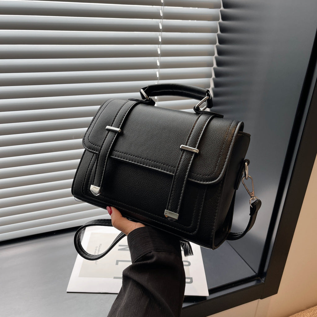 Versatile Minimalist Shoulder Bag