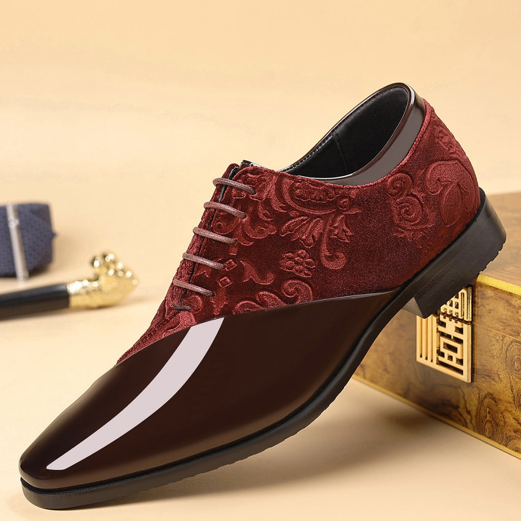 Business Shoes in Glossy Leather