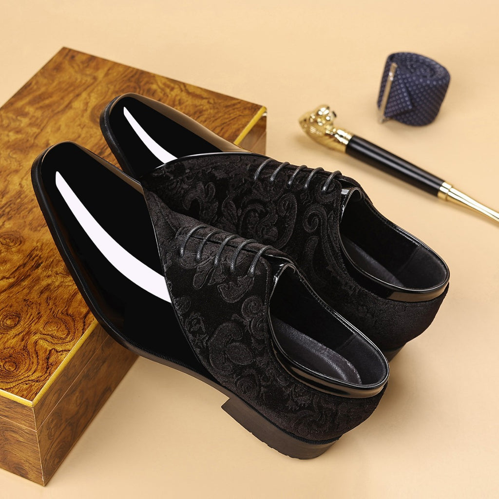 Business Shoes in Glossy Leather